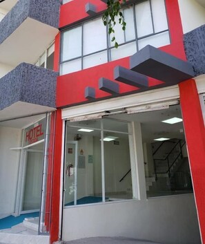 Exterior - Hotel Estadía  (León)