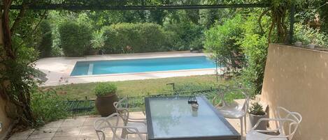 Piscine extérieure, piscine chauffée