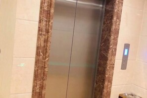 Interior - Huating Hotel (Mojiang)