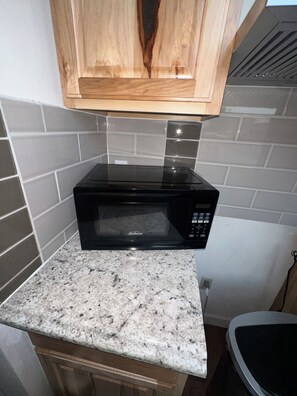 Interior - One bedroom just minutes from Acrisure Stadium (Pittsburgh)