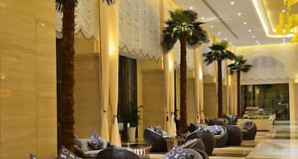 Island International Hotel