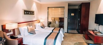 Island International Hotel
