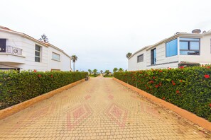 House | Property grounds - Ideal Holliday Home in el Mansouria (El Mansouria)