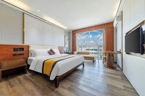 Wanning Kailunle Business Hotel (City Center)