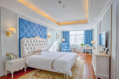 Changshou Hotel