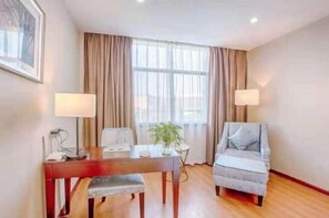 Room - Changshou Hotel (Pingjiang)