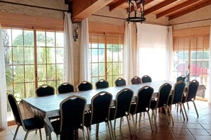 Dining - CHALET ELCHE, WIFI, FENCED SWIMMING POOL AND BARBEQUE  (La Penya de les Àguiles)