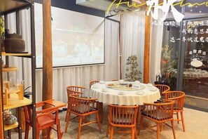 Unclassified image, 4 of 31, button - Lishui Zhugeshijia homestay (Lishui)
