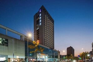 Exterior - Lavande Hotel Wuhan Wujiashan 5th Ring Sports Center (Wuhan)