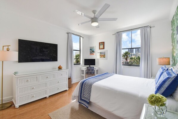 Apartment, 1 Queen Bed (The Palm Penthouse - New!) | 2 bedrooms, free WiFi