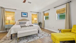 4 bedrooms, desk, iron/ironing board, travel cot