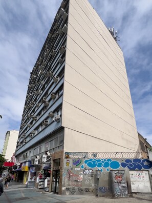 Apartment | 1 bedroom - 10 Minutes From Flamengo Beach Next to the Subway Ct404 (Rio de Janeiro)