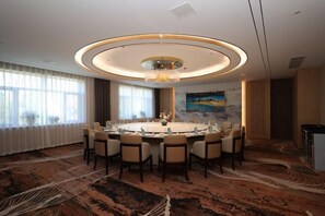 Restaurant - Burqin Tourist Hotel (Burqin)