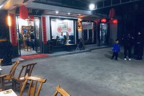 Unclassified image, 5 of 68, button - Bodaofeng Donglixia Farmhouse (Luotian County)