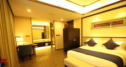 Songqin Chinese Inn · Wenquan Homestay (Caotang Millennium Ancient City Tourist Area)
