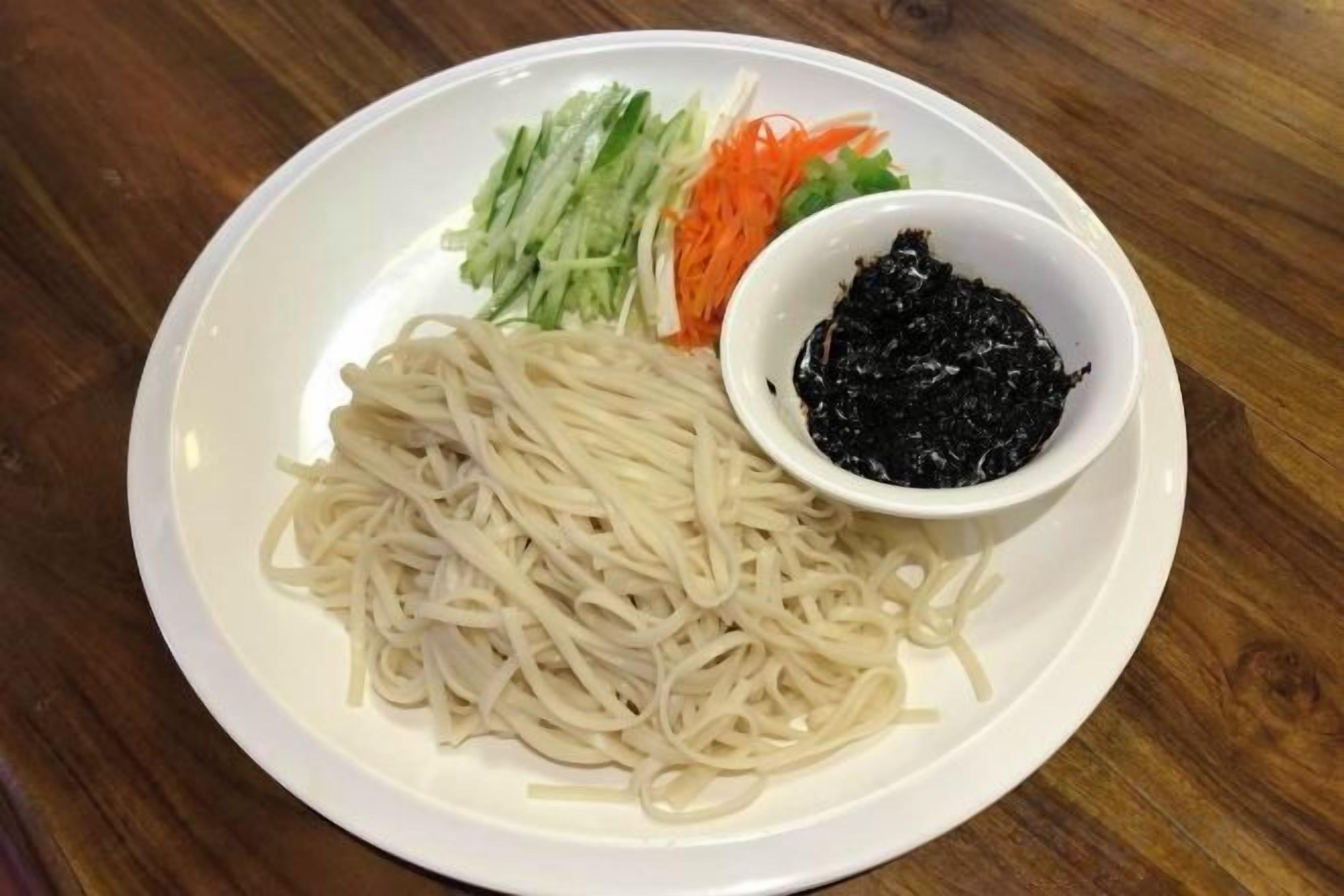 餐饮