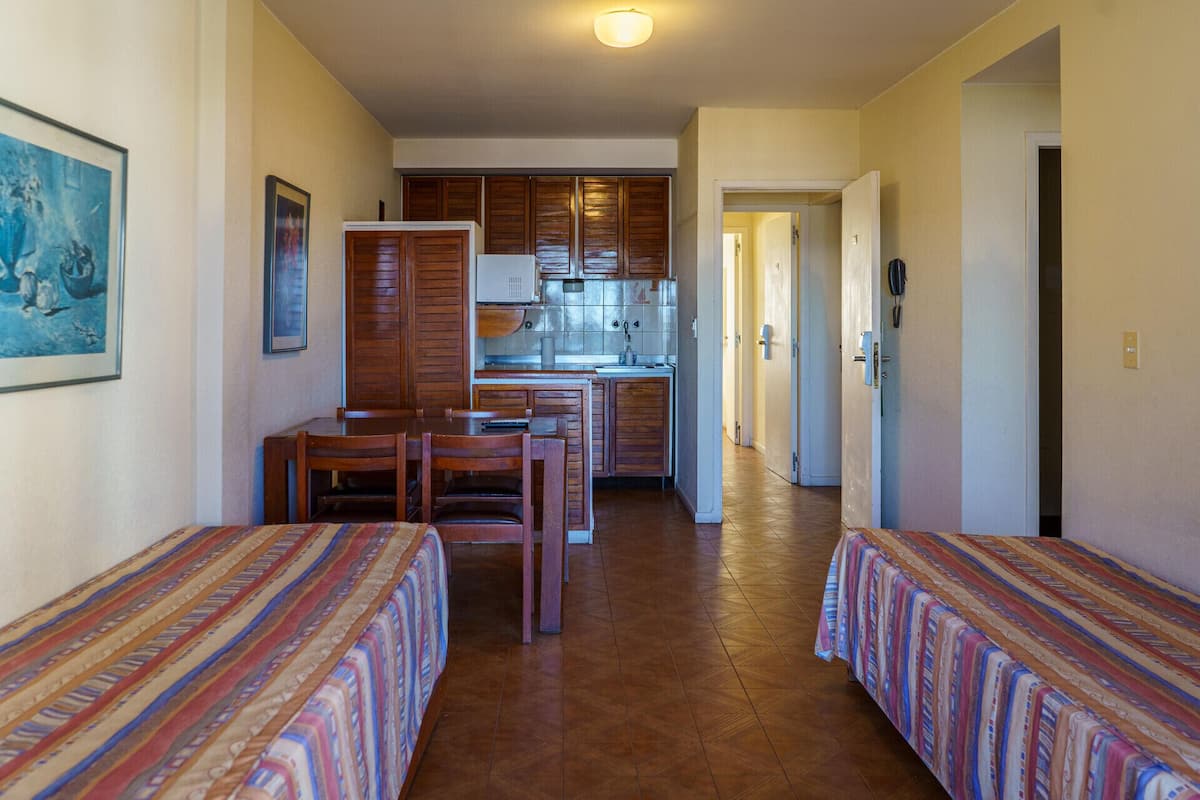 1 bedroom, in-room safe, free cribs/infant beds, free WiFi