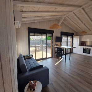 Living area - le Petit Coin Tranquille (La Teste-de-Buch)