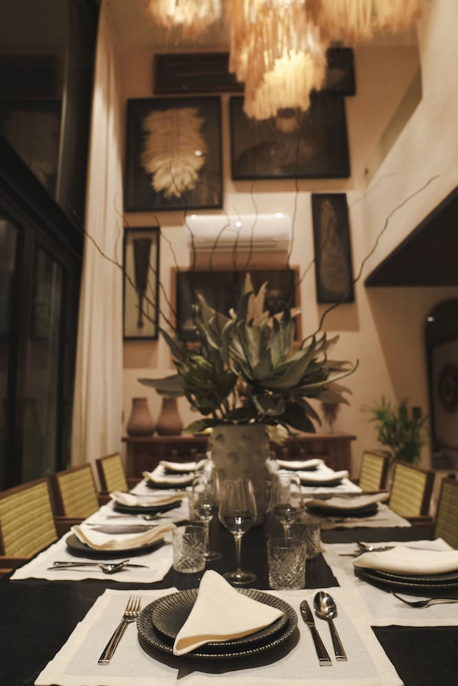 Trobbu Tulum by null