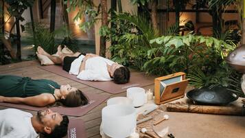 Hidroterapia, aromaterapia y masajes