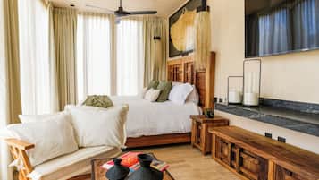 Luxury Villa, All Inclusive | 3 bedrooms, premium bedding, down comforters, pillowtop beds