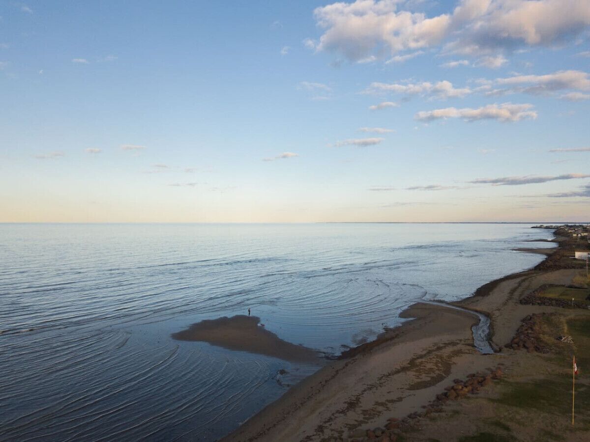 Nær stranden