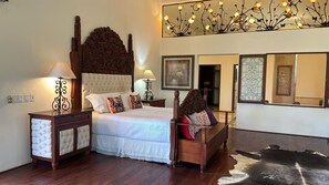 5 quartos, ferros/tábuas de passar roupa, Wi-Fi, roupa de cama