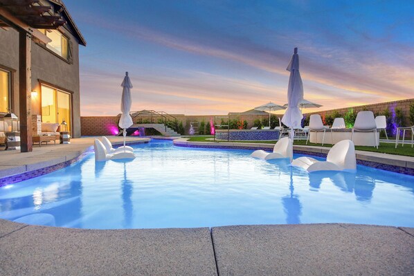 Außenpool, beheizter Pool