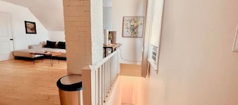 Finn's Studio Suite Apartment, Alma, Fundy Park