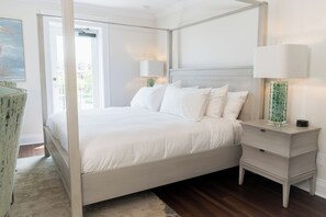 Superior Suite | 1 bedroom, Egyptian cotton sheets, premium bedding, memory foam beds