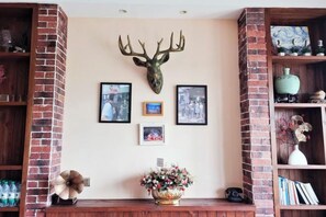 Unclassified image, 4 of 137, button - Deep Breathe Inn (Zixing)