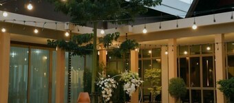The Cotton Tree Hometel