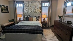 1 bedroom, WiFi, bed sheets - Charming historic duplex within walking distance of quaint downtown attractions (Lebanon)