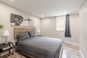 1 chambre, fer et planche à repasser, Wi-Fi, draps fournis