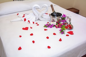 Luxury Double or Twin Room | In-room safe, blackout curtains, iron/ironing board, free WiFi - Hotel O Tempo e o Vento (Natal)