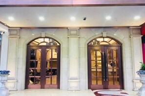 Exterior - Gelin Luoman Fengqing Hotel (Lishui)