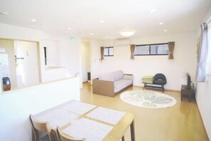 Room - DUO ‧ OKINAWA (Onna)