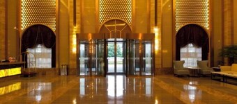 Fangte Dongxiang Hotel