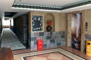 Unclassified image, 2 of 48, button - Guiyuan Tianqiaoshe Smart Hotel (Wenchang Middle School) (Wenchang)