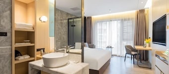 Tian Bo Hotel