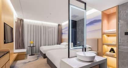 Tian Bo Hotel