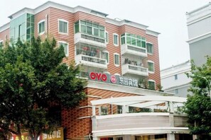 Unclassified image, 4 of 27, button - Changtai Dongyuan Hotel (Zhangzhou)