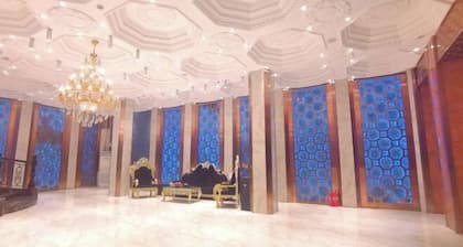 ManzhouLi Biancheng (Zhongsu Jin Street Branch)
