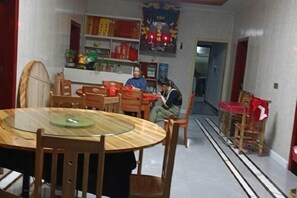 Restaurant - Xinxinju B&B (Hengyang Hengshan Banshanting Branch) (Hengyang)