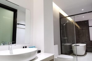 Room - Hotels in Bama (Bama)