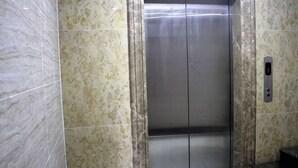 星評価なしの画像、3 / 36、ボタン