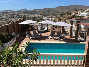 Outdoor pool, a heated pool - Wees Welkom bij Casa Hermosa en Geniet in een Oase van Rust (Torre de Benagalbón)