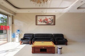 Ảnh chưa phân loại, 5 trong số 13 ảnh, nút