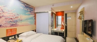 Mango Hotel (Hanzhong Tiantai Road)