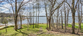 Pelican Rapids Lake House w/ Water Views + Dock!